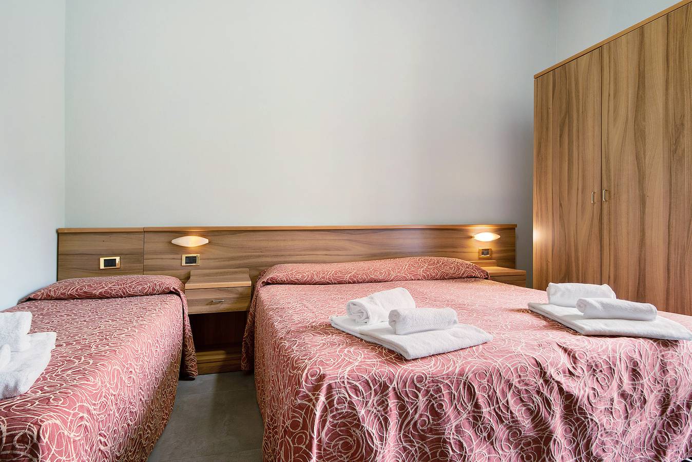 Entire apartment, Apartment 'Residence Paradiso Bilocale 101' with Balcony, Wi-Fi and Air Conditioning in Moneglia, Riviera di Levante