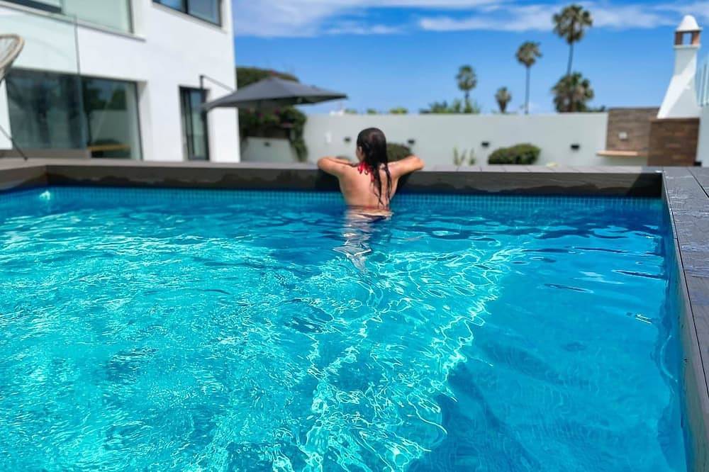 Neu: Villa Brisamar mit Meerblick und beheiztem Pool in El Durazno, Puerto de la Cruz