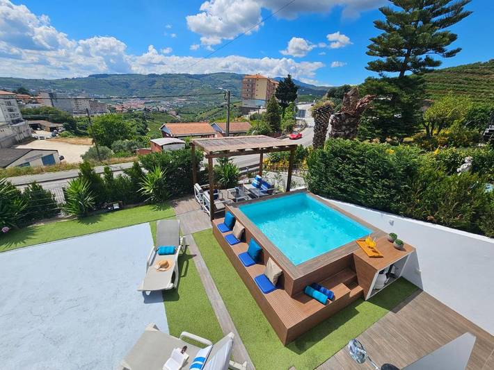 Location de vacances pour 6 personnes, avec jardin ainsi que vue et piscine à Peso da Régua - 2