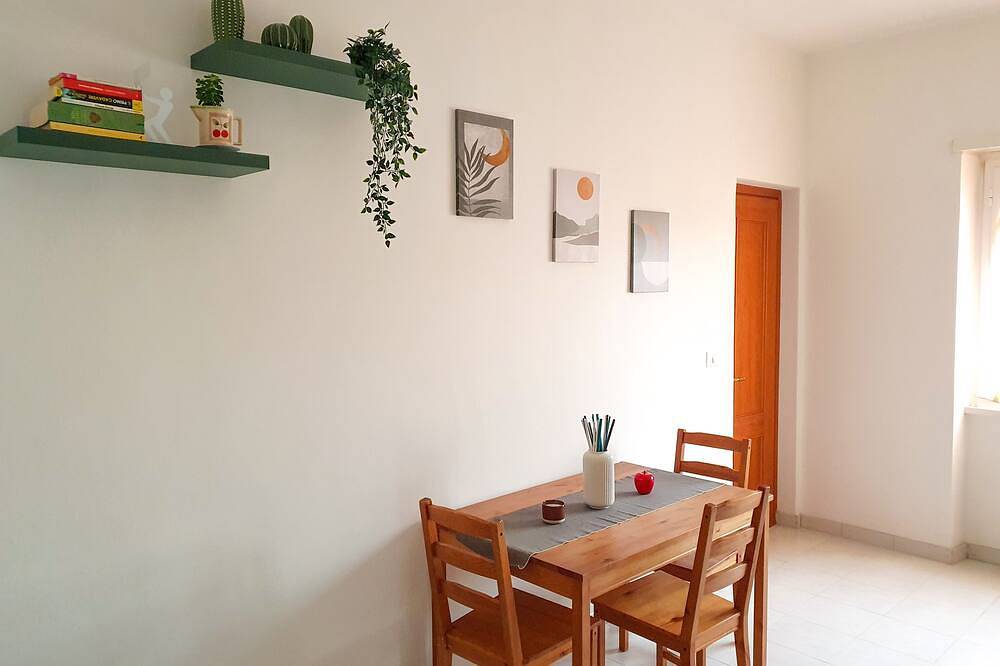 Ganze Wohnung, From Nannarè, 14 Palermo Street. in the city center, 5 minutes from the sea and station in Ladispoli, Rom Provinz
