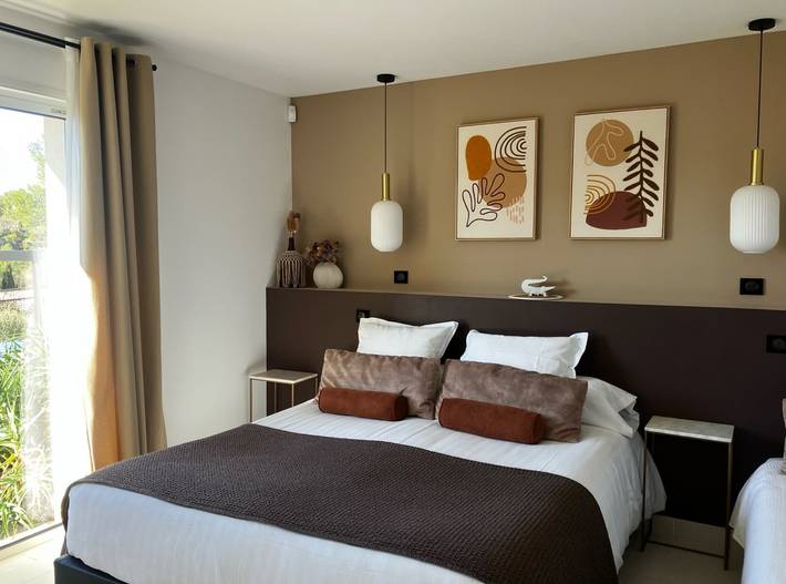 Gîte pour 4 personnes, avec terrasse ainsi que piscine et jardin dans le Gard - 4