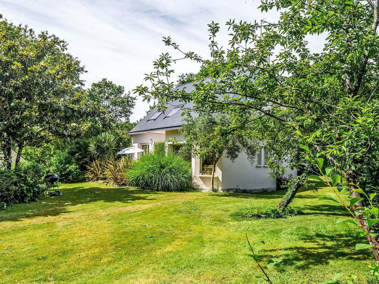 Maison de Locmaria in Ploemel, Côte des Mégalithes