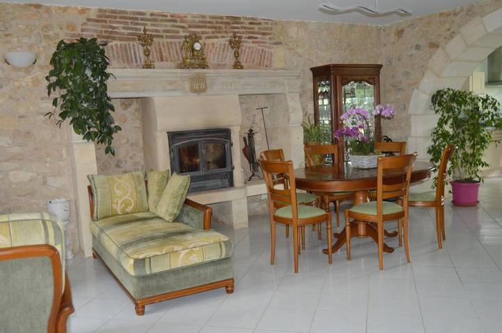 Location de vacances pour 2 personnes, avec jardin et terrasse à Thiviers - 3