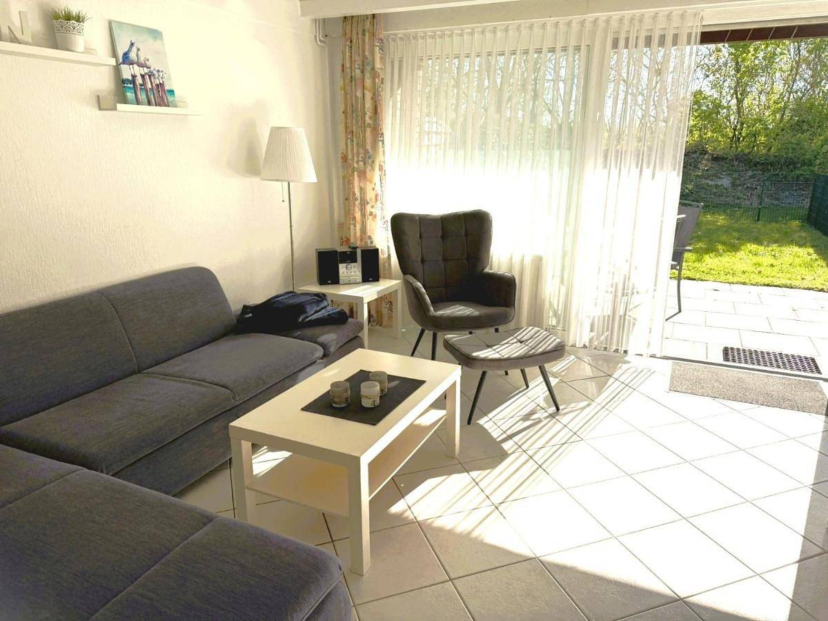 Holiday Home in Bensersiel, Esens