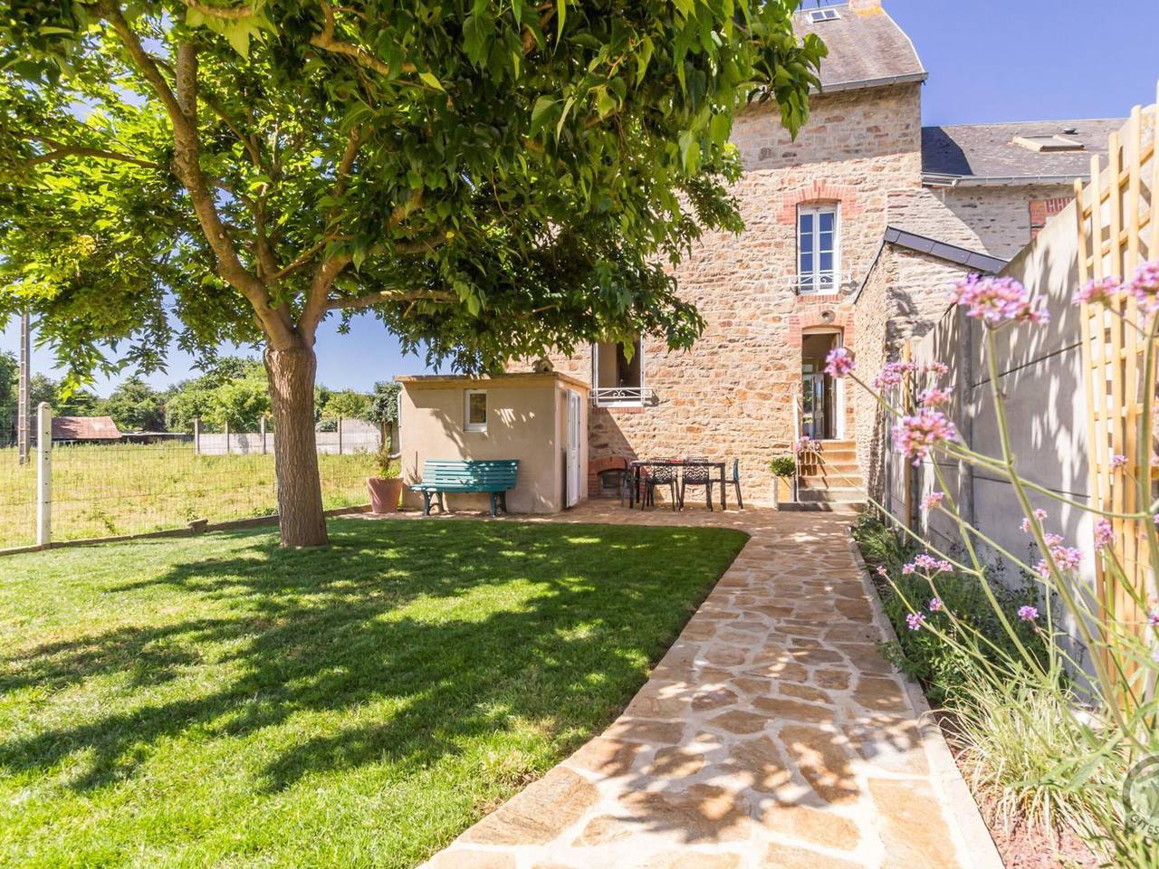 Garten-Gite mit Terrasse, TV 800m nach Pontorson in Pontorson, Avranches und Umgebung