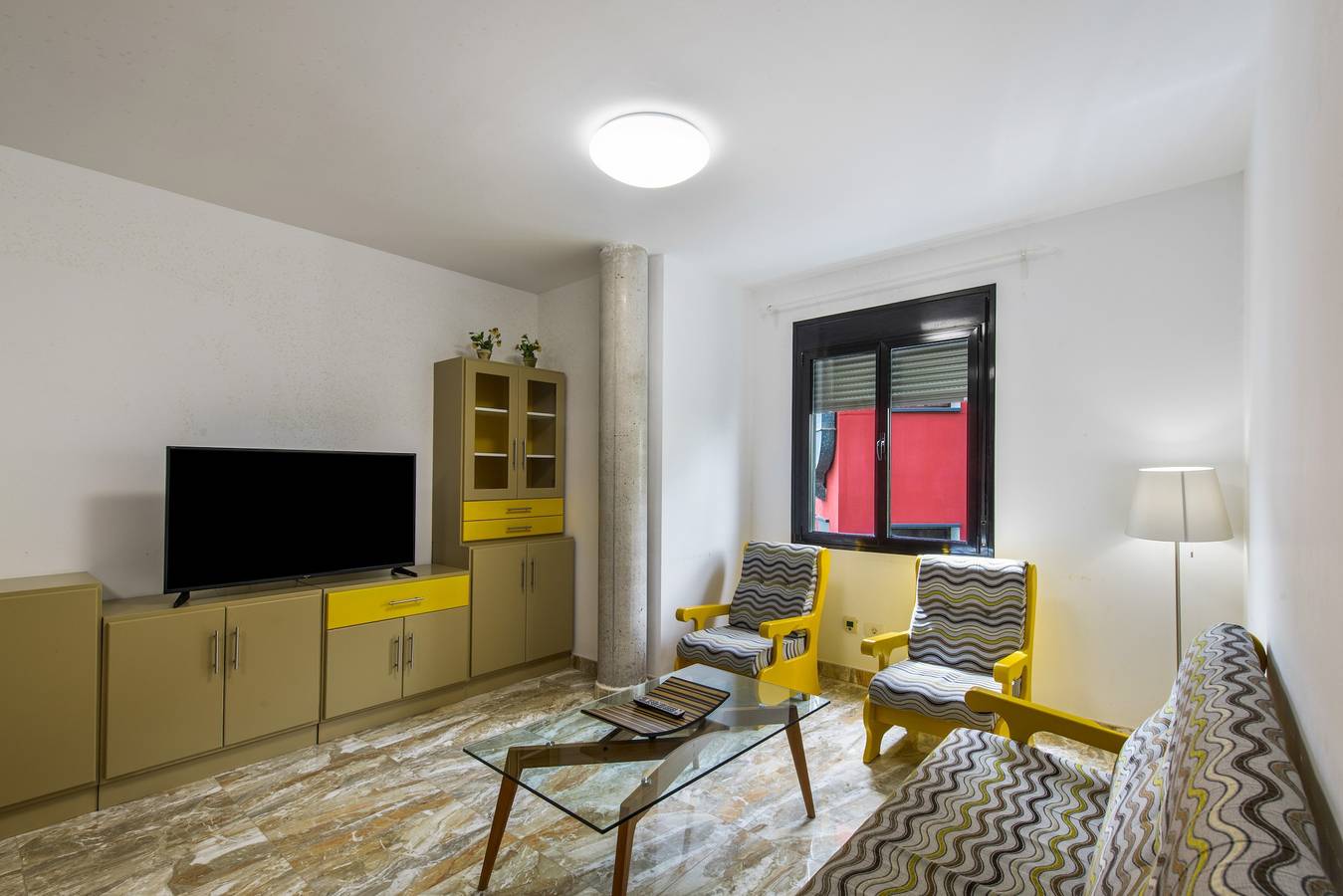 Apartamento entero, Apartamento 'Lujan 3c Entre Cielo y Mar' con vistas a la montaña, balcón y Wi-Fi in San Juan de Puntallana, La Palma Norte