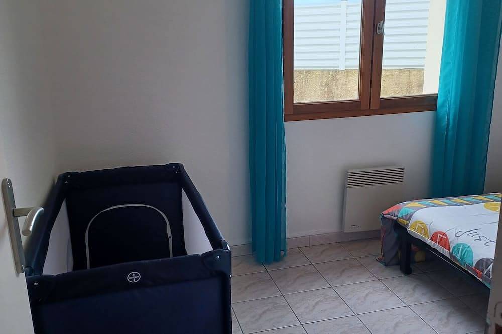 Family vacation villa: T5-4bedroom-Pool-Clim and Wifi in Claira, Côte d'Améthyste