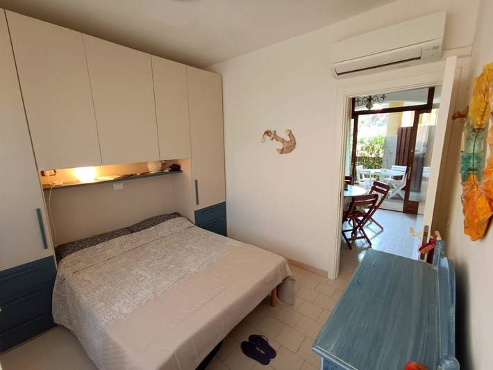 Bellissimo appartamento vicino alla spiaggia con aria condizionata e terrazza in Spiagga di Naregno (Naregno), Capoliveri