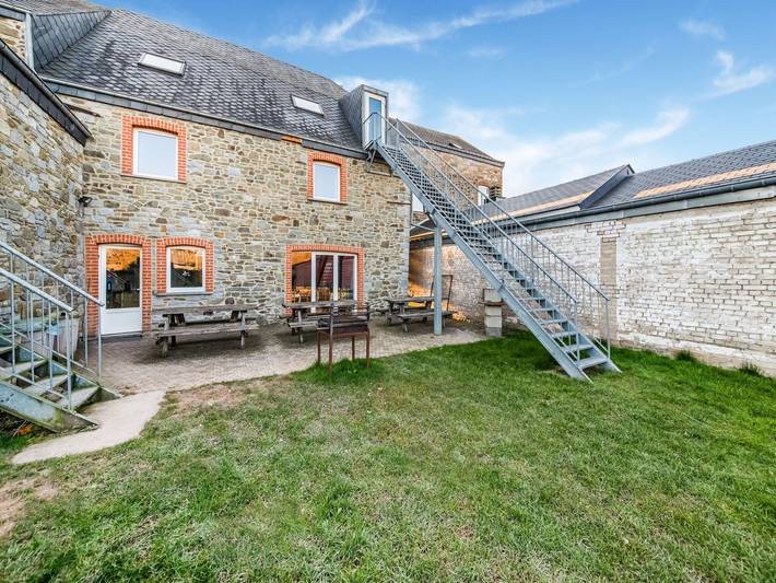 Gîte pour 20 personnes, avec Terrasse et Sauna dans Ardennes (Belgique)