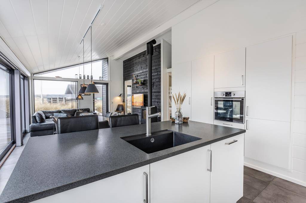 Helles und einladendes Ferienhaus nahe einem schönen Sandstrand in Hirtshals, Tannisbucht