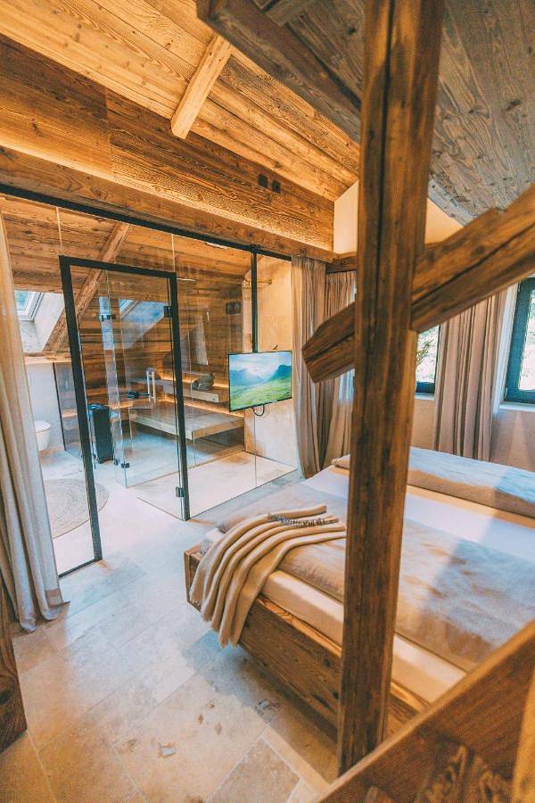 Ganze Wohnung, Chalet Hideaway Alpi mit Sauna und Bergblick in Grainau, Eibsee
