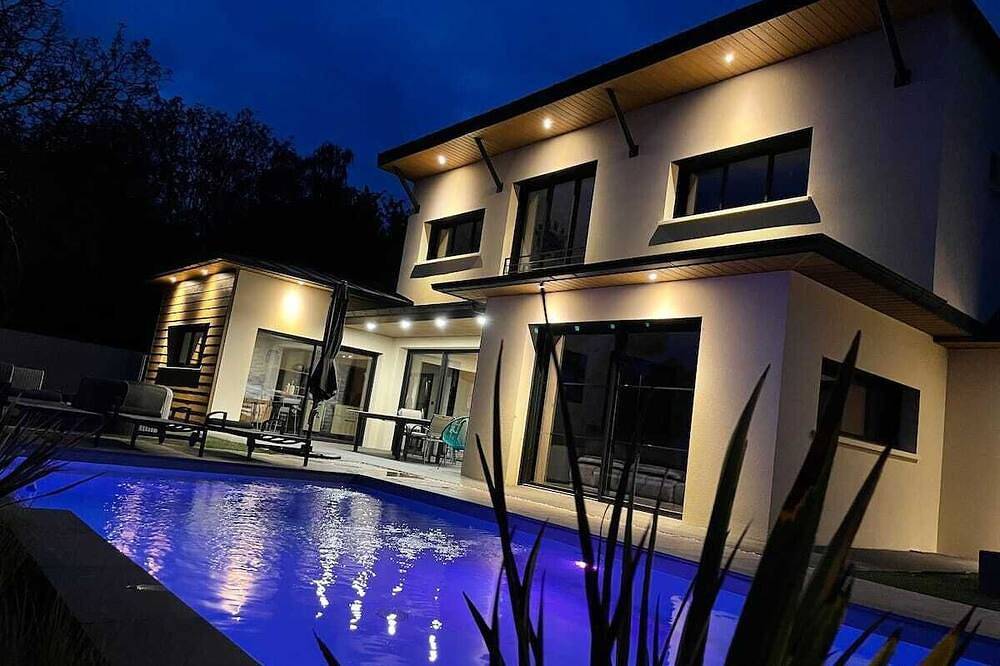 Villa Sweet Home & Spa Charme Calme Convivialité un  Havre de Paix prêt d'Angers in Seiches-sur-le-Loir, Région d'Angers