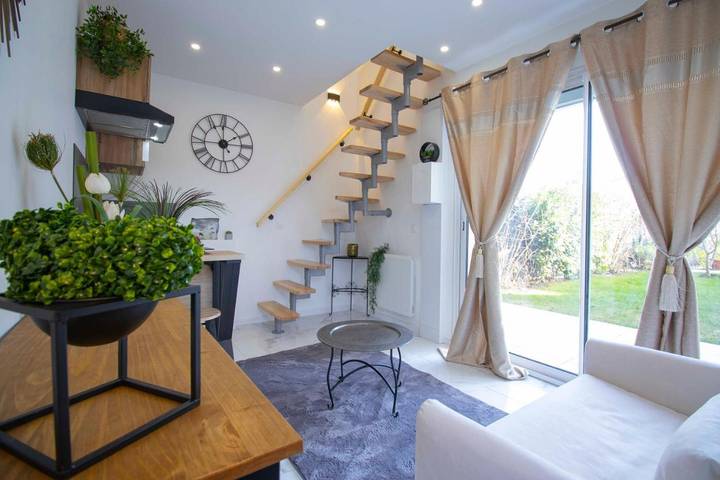 Maison d’hôte pour 3 personnes, avec terrasse et jardin dans Disneyland Paris - 2