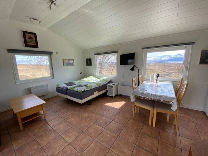Bungalow für 5 Personen, mit Terrasse und Garten sowie Ausblick in Island - 4