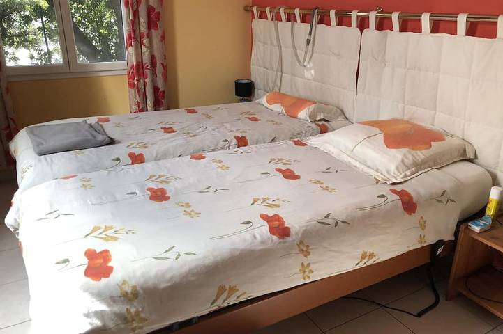 Location de vacances pour 9 personnes, avec jacuzzi ainsi que terrasse et jardin, animaux acceptés à Bouchet - 4