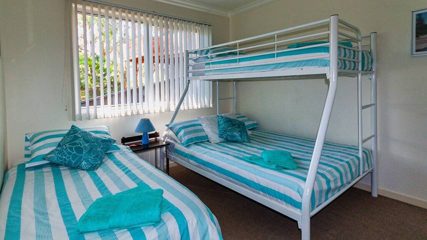 Holiday home for 8 people, with balcony in Blueys Beach