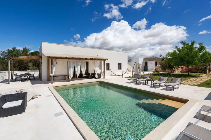 Villa per 11 persone, con Giardino e Piscina a Sannicola