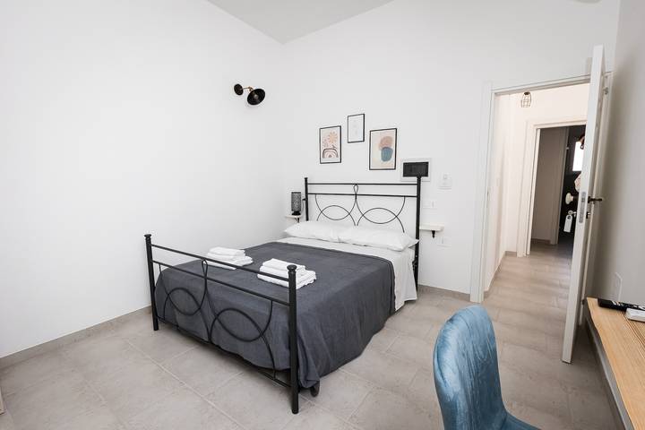 Hel lejlighed, Room 'Le Dimore Di Nonna Nina - 4' with Shared Terrace, Wi-Fi and Air Conditioning in Taviano, Taranto-bugten