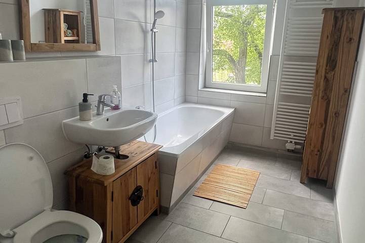 Apartamento entero, Liebevoll Eingerichtete Ferienwohnung im Süden von Leipzig in Leipzig-Sur, Leipzig