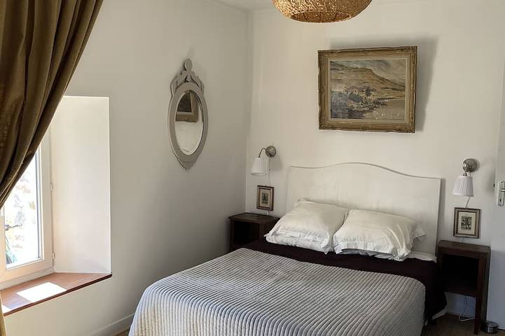 Gîte pour 4 personnes, avec jardin à Saint-Martin-de-Cenilly - 3