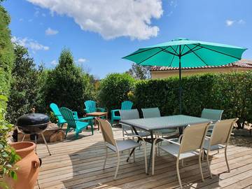 Gîte pour 4 personnes, avec terrasse en Corse-du-Sud
