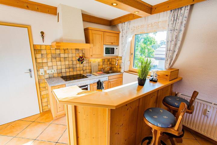 Ferienwohnung für 4 Personen, mit Balkon und Terrasse sowie Ausblick in Ramsau am Dachstein - 3