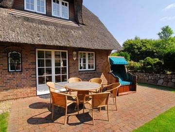 Ferienhaus für 4 Personen, mit Terrasse und Garten in Tinnum