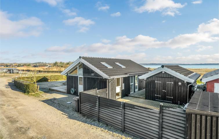 Ferienhaus für 6 Personen, mit Terrasse und Garten - 1