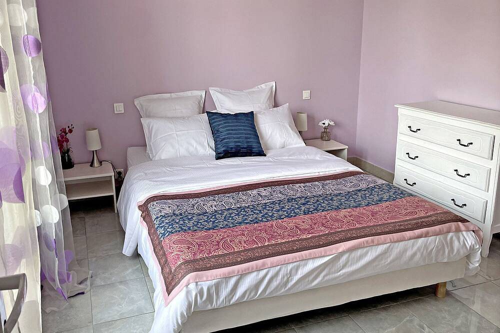 L 'Olivade Large Recent Villa With Panoramic View in Entrecasteaux, Brignoles region