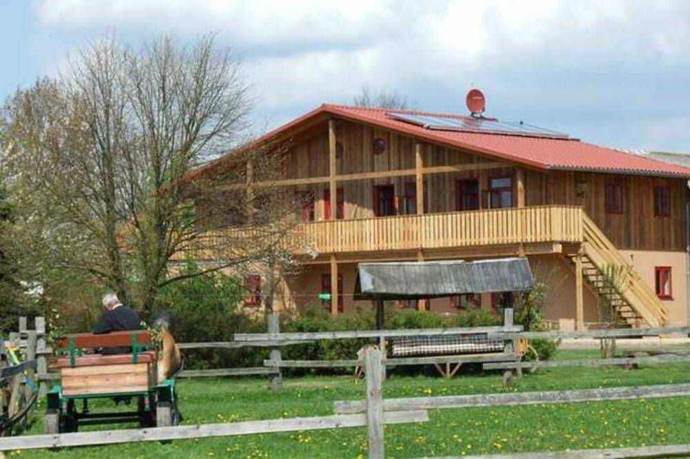 Dza Ii - Landhof zur Meierei in Tollensesee, Penzlin
