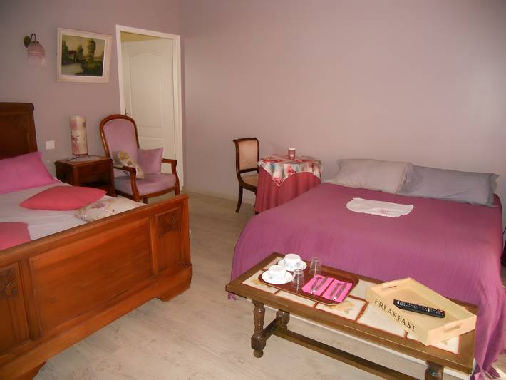 Casa de huéspedes «Chambre d’hôtes de la Bucherie» con Wi-Fi in La Devise, Region de Rochefort