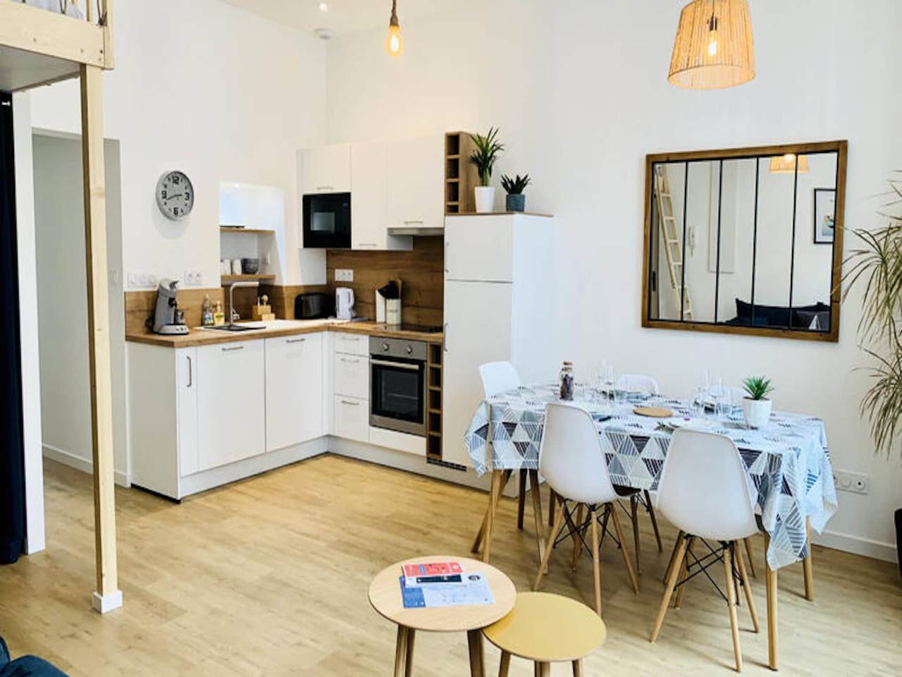 Vacation Rental for 5 Guests in La Rochelle, La Rochelle region