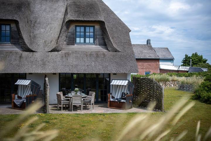 Ferienhaus mit Meerblick für 6 Personen, mit Garten und Sauna sowie Terrasse, mit Haustier