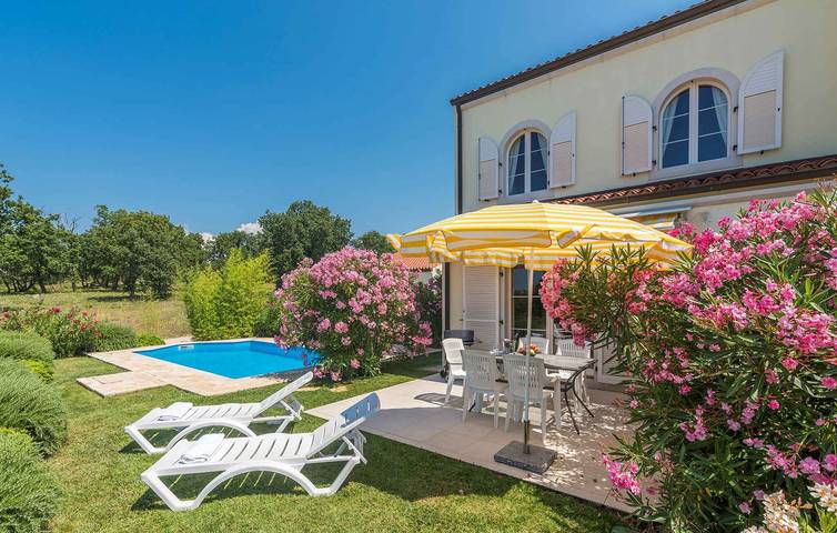 Villa for 6 people, with garden in Poreč
