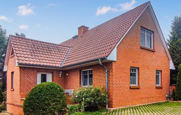Ferienhaus für 4 Personen, mit Terrasse und Seeblick sowie Garten in Wokuhl-Dabelow - 2