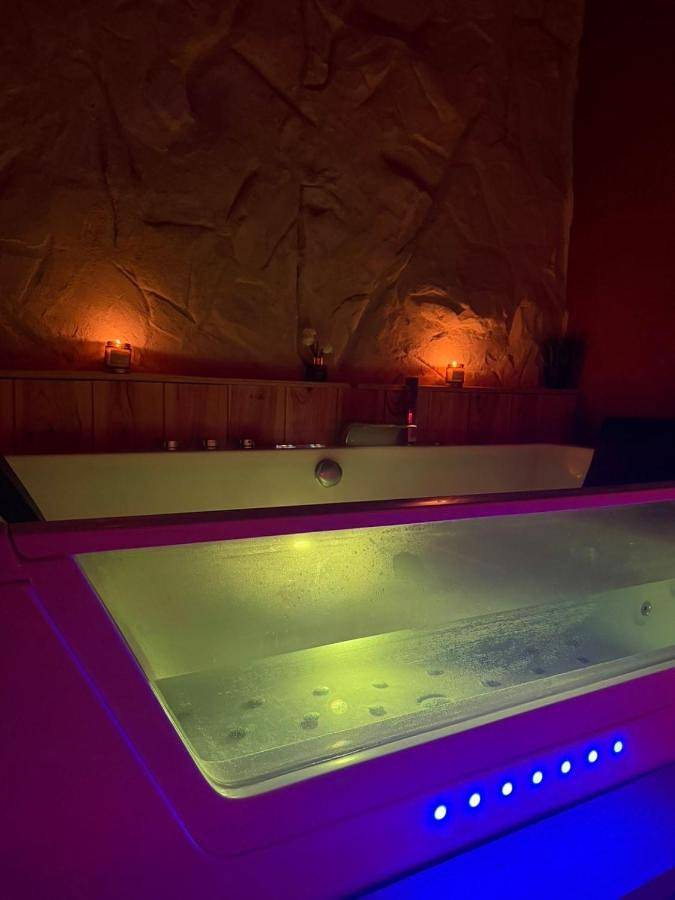 Gîte pour 2 personnes, avec jacuzzi, animaux acceptés à Cussac-Fort-Médoc