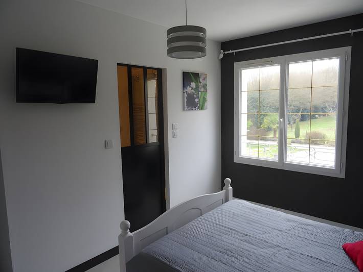 Chambre d’hôtes « Chambre Zen » avec Wi-Fi in Saint-Laurent-de-la-Prée, Région de Rochefort