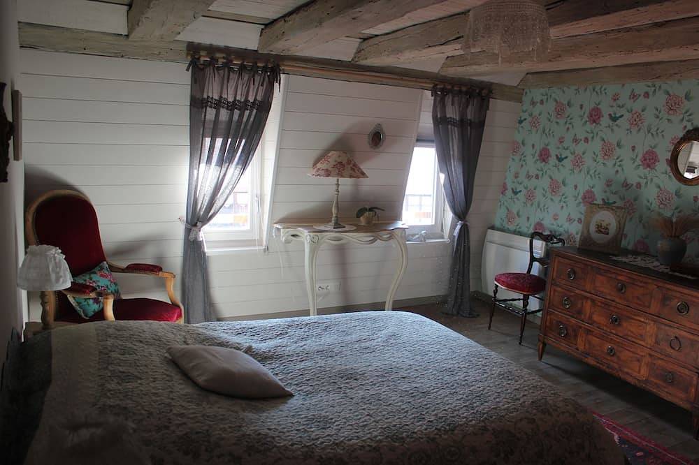 Ganze Wohnung, Charming 60 m2 guest suite in Kaysersberg (Bed&Breakfast formula) in Kaysersberg, Regionaler Naturpark Belchen der Vogesen