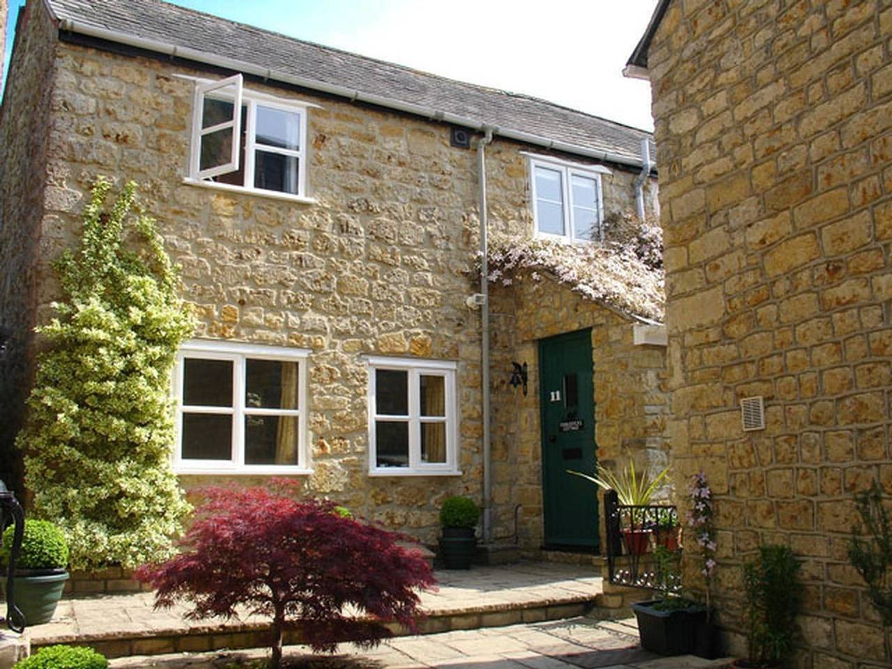 Fiddlesticks Cottage in Beaminster, Dorset