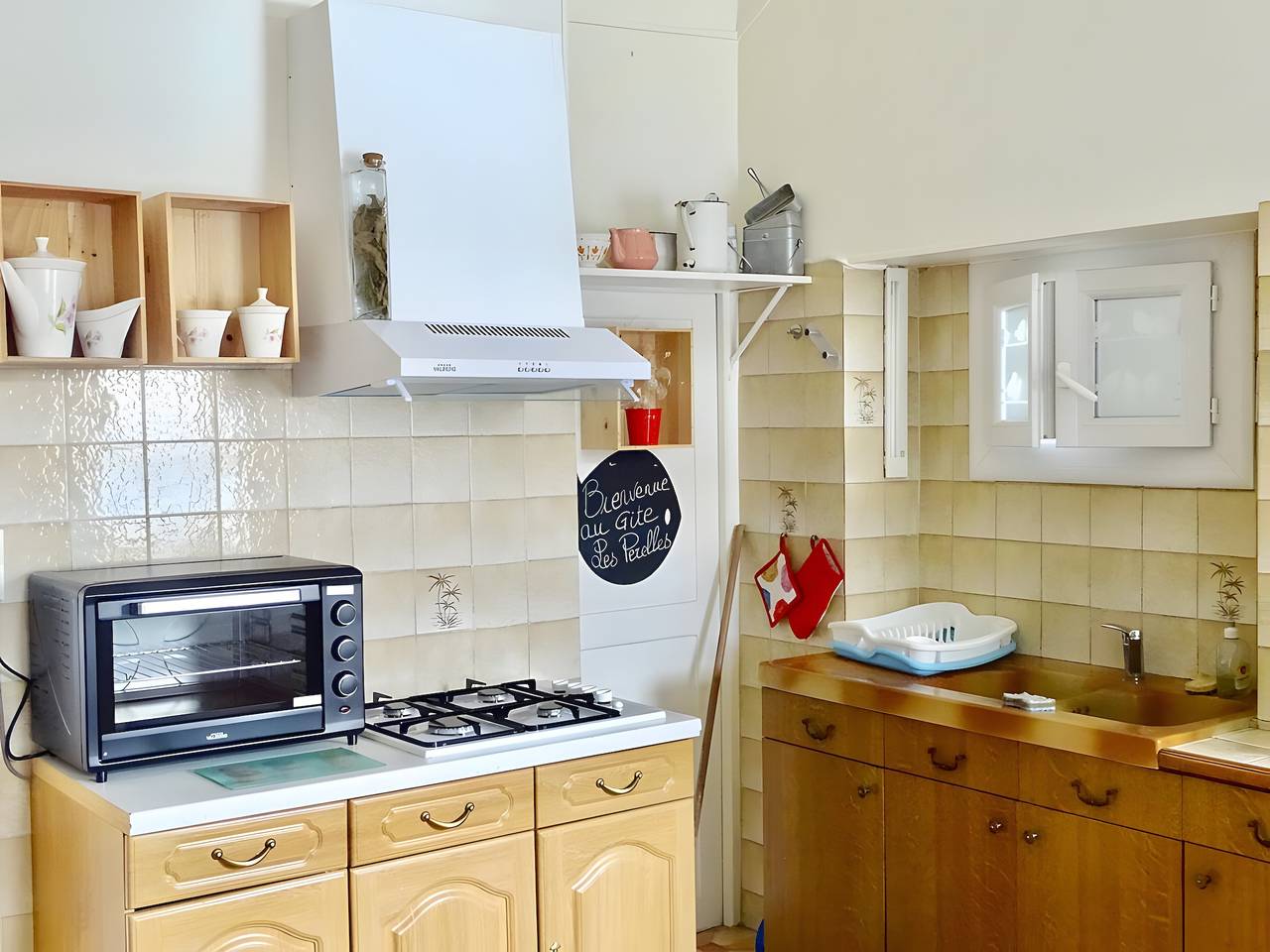 Apartamento entero, Apartamento 'Les Perelles' con terraza privada y Wi-Fi in Pontcharra, Isère