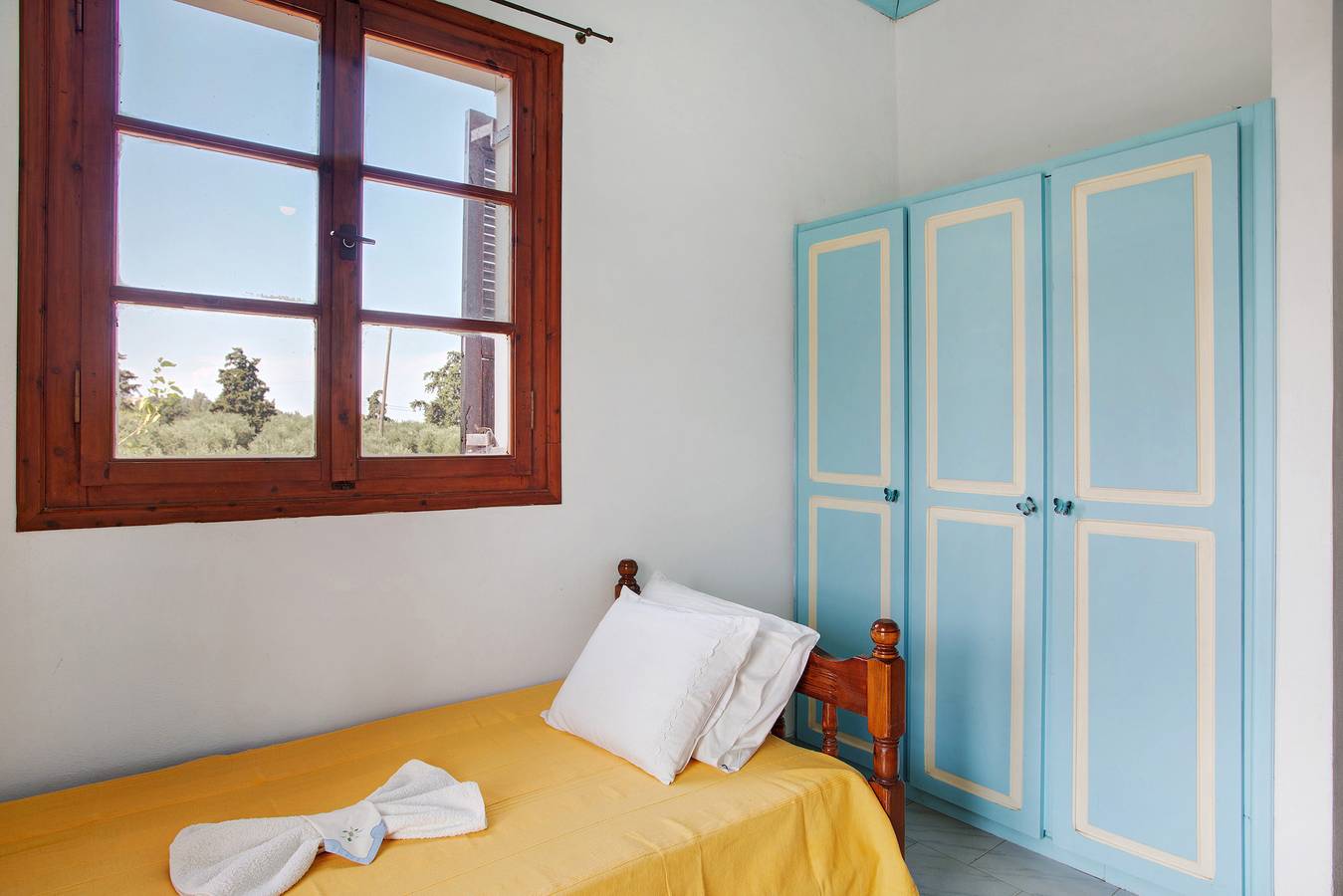 Entire studio, Studio Apartment "Areti Orfeas Budget Studio" near Beach with Balcony & Wi-Fi in Vasilikos, Zakynthos