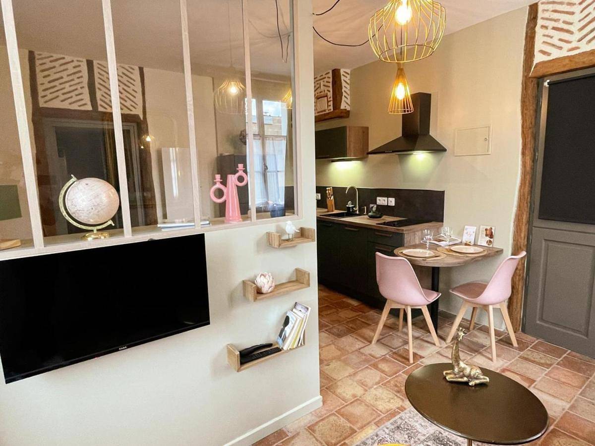 Appartement entier, Studio in Vallères, Vallée de la Loire