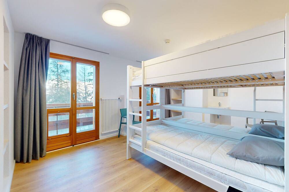 Chalet de l'Ours Authentic Etage Fontaine 14 pers in Les Agettes, Wallisian Alps