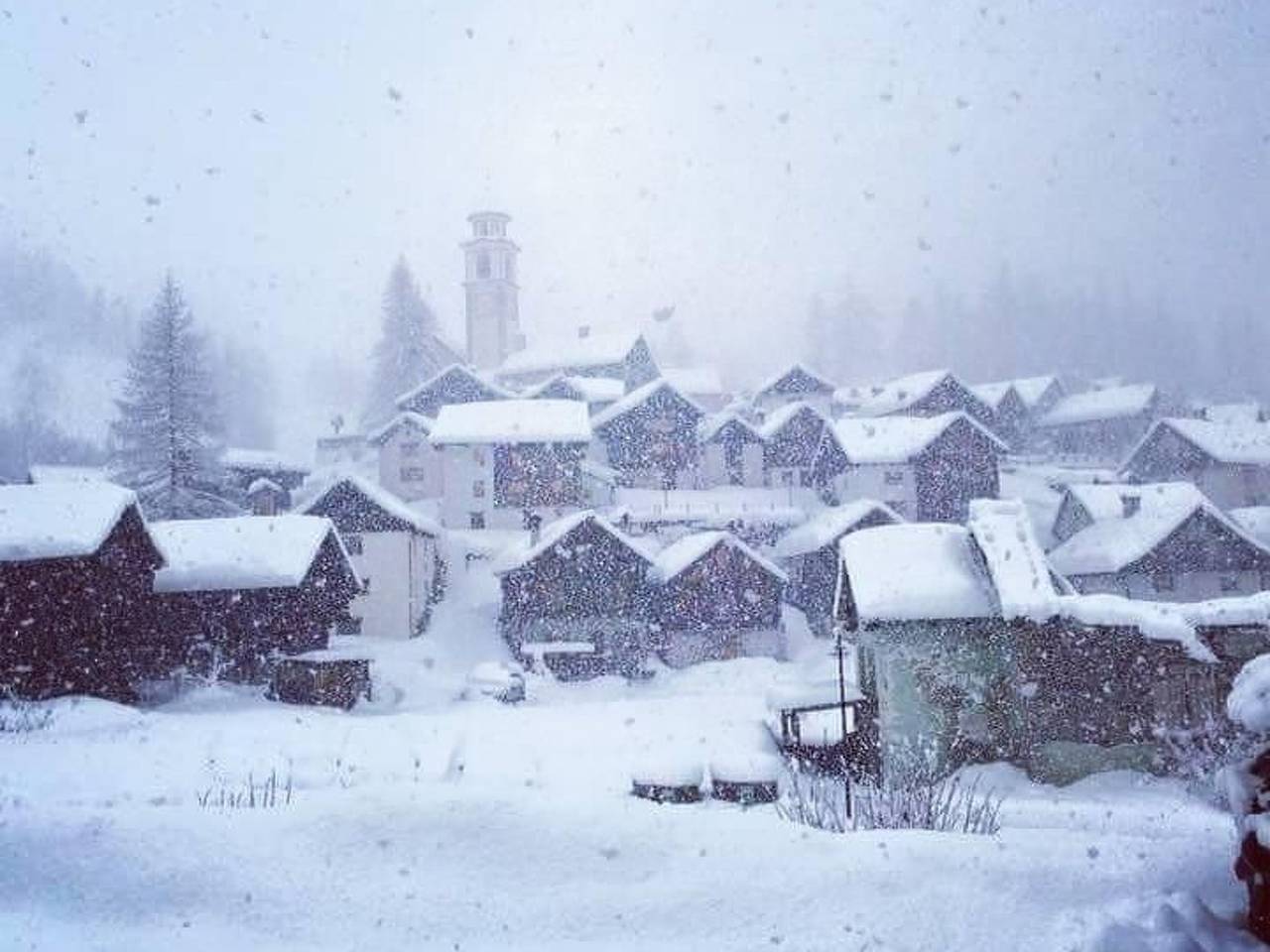 Casa Del Sasso in Bosco/Gurin, Tessiner Alpen