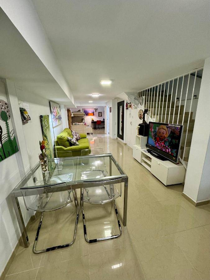 Badarosa House Badalona next to Barcelona & beach in Badalona, Barcelonès