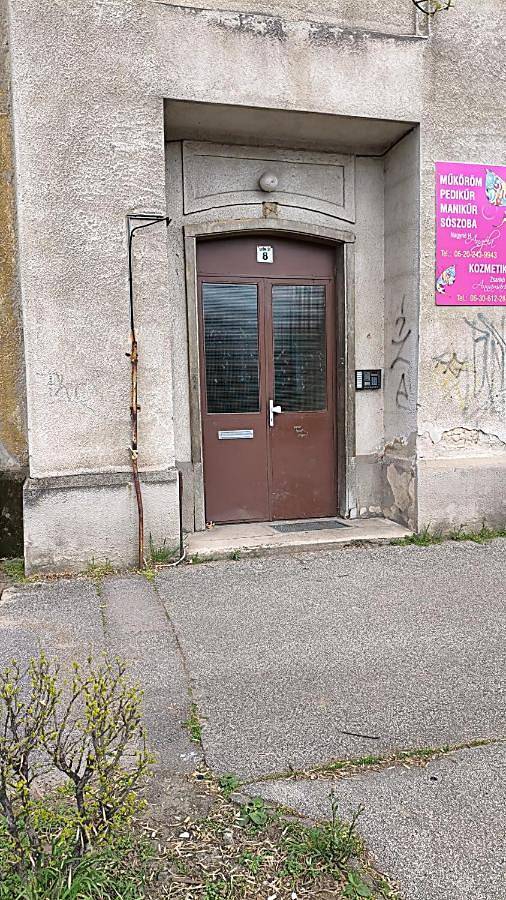 Gîte pour 5 personnes, avec vue et balcon à Tatabánya - 3