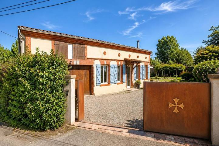 Villa pour 16 personnes, avec Terrasse et Jardin à Toulouse