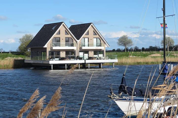 Ferienhaus für 6 Personen, mit Balkon und Sauna in Harlesiel