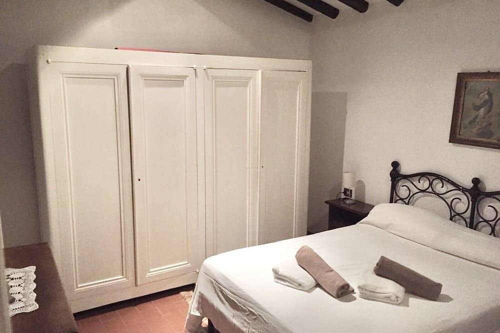 Hübsches Einfamilienhaus in der Landschaft von Camaiore\nlast-Minute-Rabatt 10 % in Camaiore, Italienische Riviera