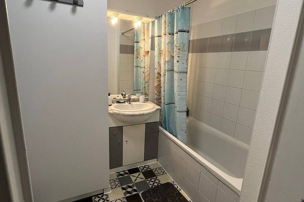 Appartement entier, Appartement avec jardin in Rochefort, Région de Rochefort